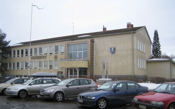 Kauhava, kunnantalo vuonna 2010. Talo purettiin muutama vuosi sitten, siÃ¤tilaongelmia.
